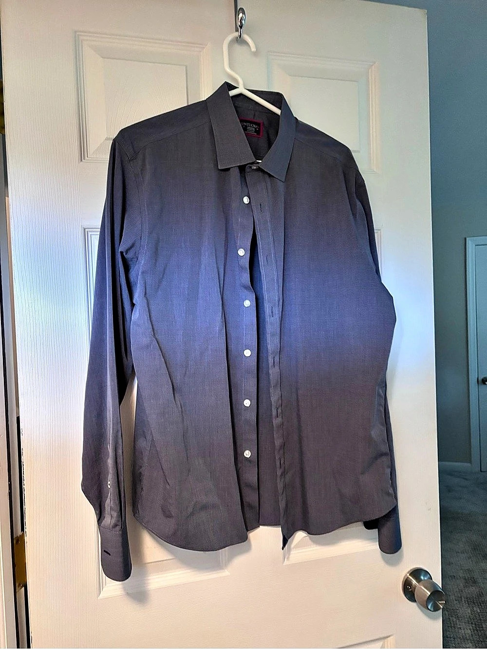 UNTUCKit Button Down Shirt in Gray Medium